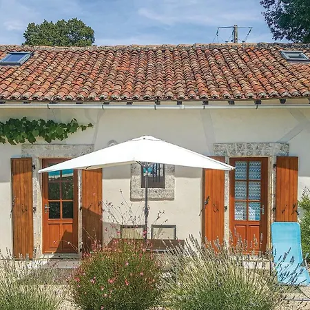 Two-bedroom Holiday In Asnois בית נופש *