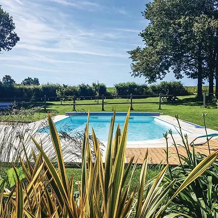 Two-bedroom Holiday In Asnois בית נופש Asnois (Vienne)